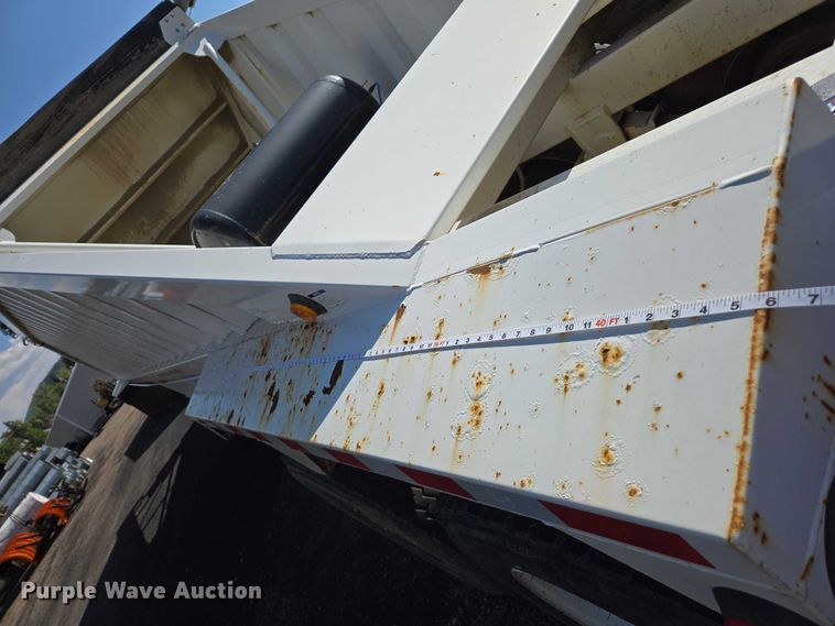 image for item EC1172 2020 Armor Lite Trailer SBD-40 LT bottom dump trailer