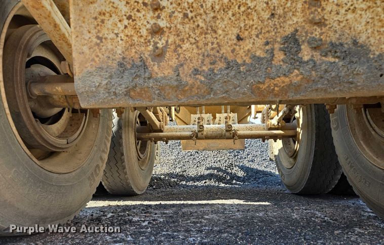 image for item EC1172 2020 Armor Lite Trailer SBD-40 LT bottom dump trailer