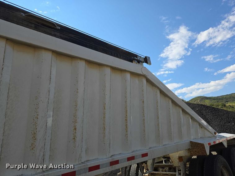 image for item EC1172 2020 Armor Lite Trailer SBD-40 LT bottom dump trailer
