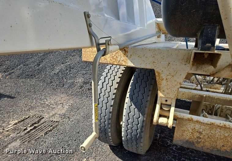 image for item EC1172 2020 Armor Lite Trailer SBD-40 LT bottom dump trailer