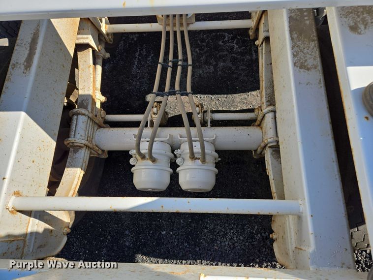 image for item EC1172 2020 Armor Lite Trailer SBD-40 LT bottom dump trailer