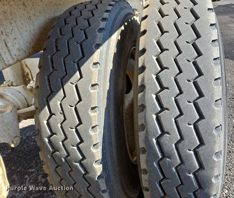 image for item EC1172 2020 Armor Lite Trailer SBD-40 LT bottom dump trailer