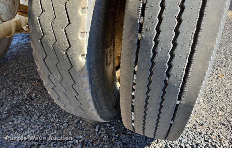 image for item EC1172 2020 Armor Lite Trailer SBD-40 LT bottom dump trailer