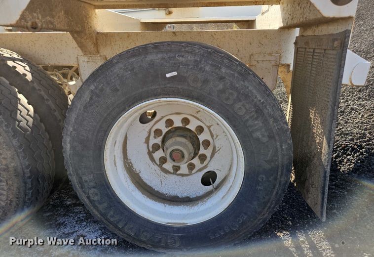 image for item EC1172 2020 Armor Lite Trailer SBD-40 LT bottom dump trailer