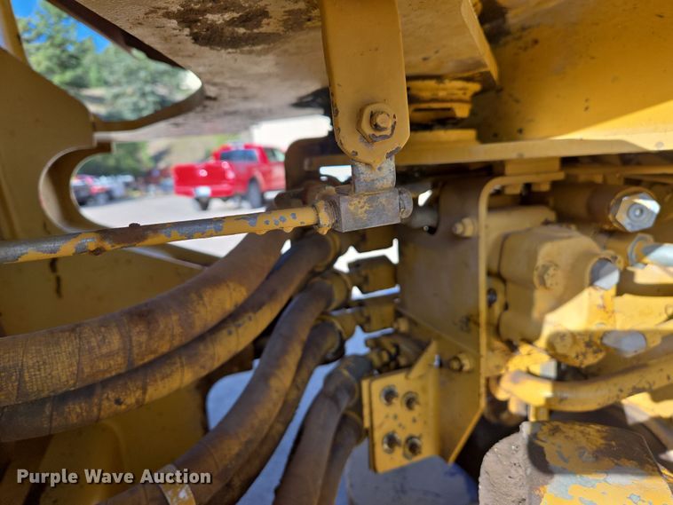 image for item EC1179 1988 Caterpillar 936E wheel loader