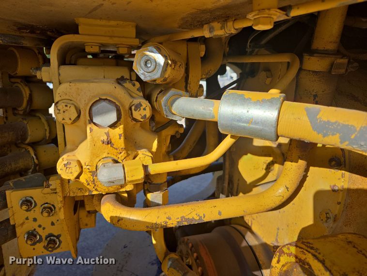 image for item EC1179 1988 Caterpillar 936E wheel loader