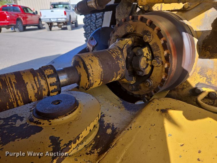 image for item EC1179 1988 Caterpillar 936E wheel loader