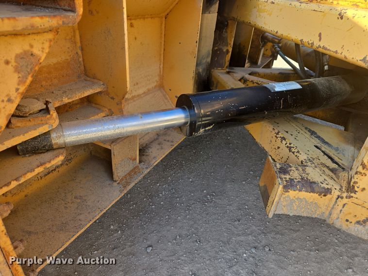 image for item EC1179 1988 Caterpillar 936E wheel loader