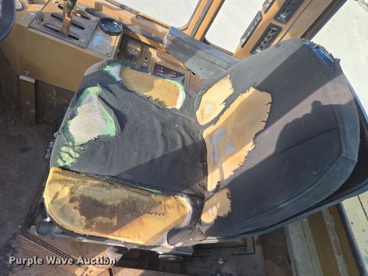 image for item EC1179 1988 Caterpillar 936E wheel loader