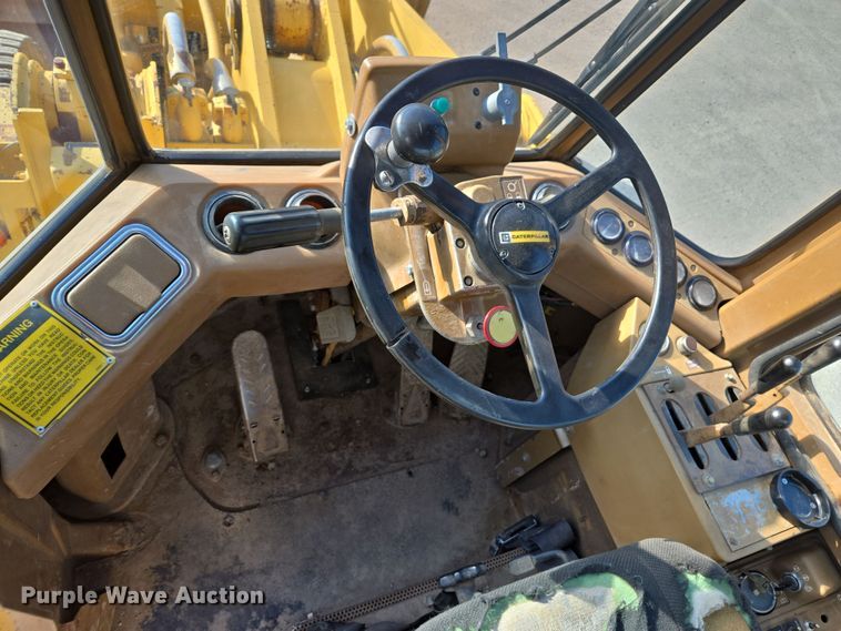 image for item EC1179 1988 Caterpillar 936E wheel loader