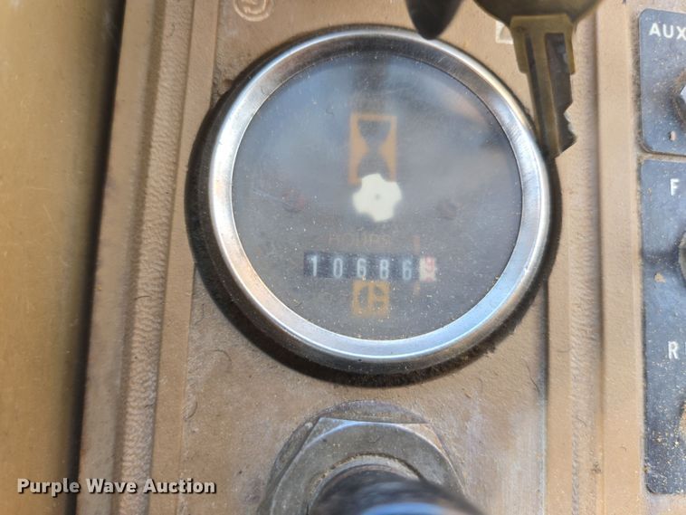 image for item EC1179 1988 Caterpillar 936E wheel loader
