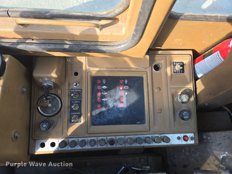 image for item EC1179 1988 Caterpillar 936E wheel loader