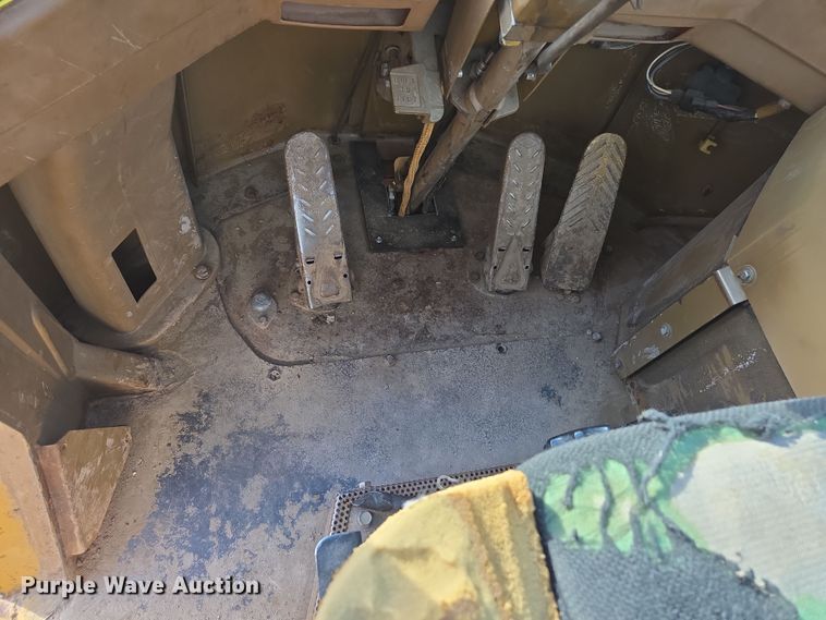 image for item EC1179 1988 Caterpillar 936E wheel loader