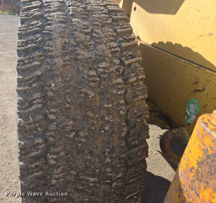 image for item EC1179 1988 Caterpillar 936E wheel loader