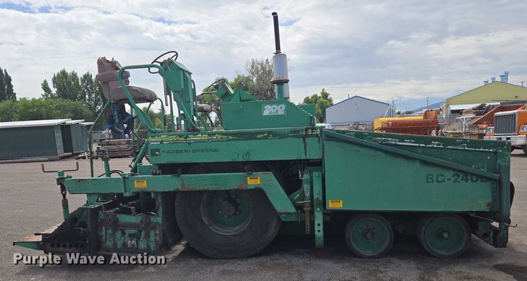 image for item EC1181 1989 Barber-Greene BG-240B paver