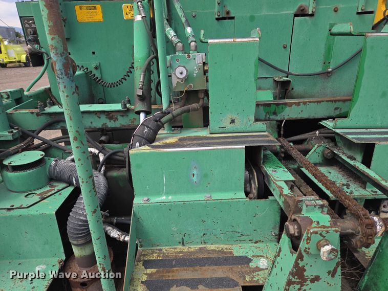 image for item EC1181 1989 Barber-Greene BG-240B paver