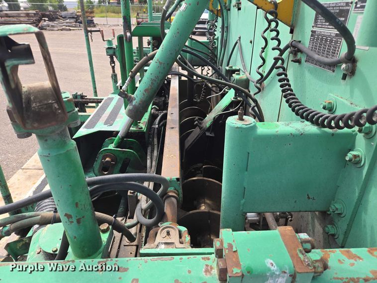 image for item EC1181 1989 Barber-Greene BG-240B paver