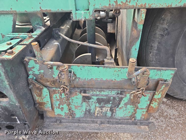 image for item EC1181 1989 Barber-Greene BG-240B paver