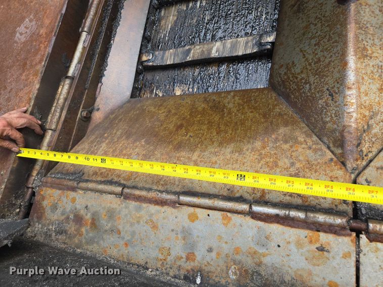 image for item EC1181 1989 Barber-Greene BG-240B paver