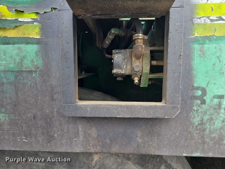 image for item EC1181 1989 Barber-Greene BG-240B paver