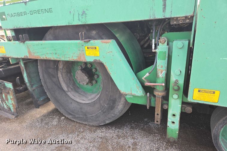 image for item EC1181 1989 Barber-Greene BG-240B paver