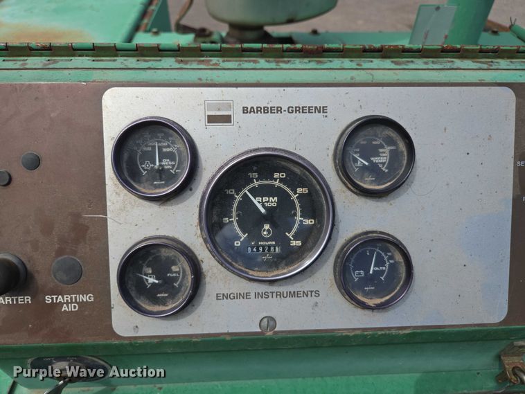 image for item EC1181 1989 Barber-Greene BG-240B paver