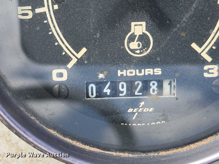 image for item EC1181 1989 Barber-Greene BG-240B paver