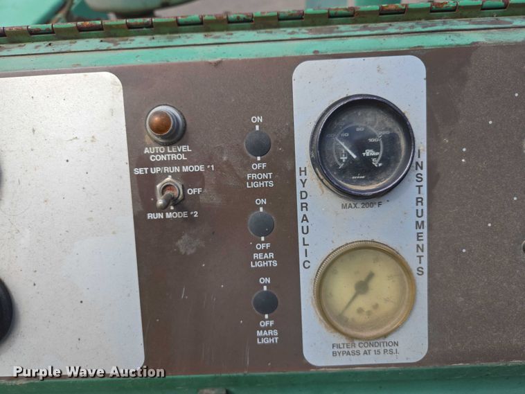 image for item EC1181 1989 Barber-Greene BG-240B paver