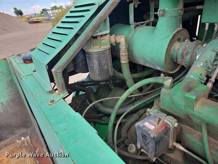 image for item EC1181 1989 Barber-Greene BG-240B paver