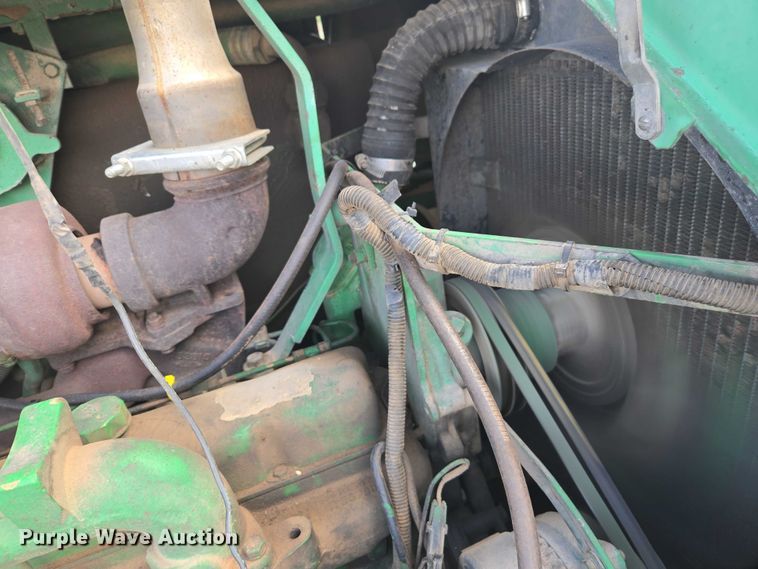 image for item EC1181 1989 Barber-Greene BG-240B paver