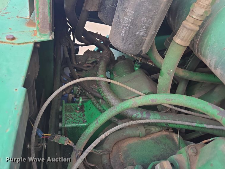 image for item EC1181 1989 Barber-Greene BG-240B paver