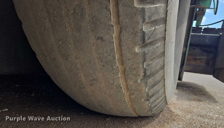 image for item EC1181 1989 Barber-Greene BG-240B paver