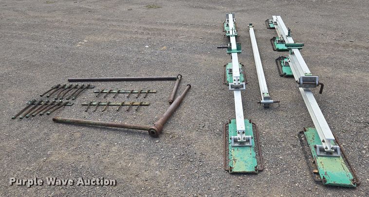 image for item EC1181 1989 Barber-Greene BG-240B paver