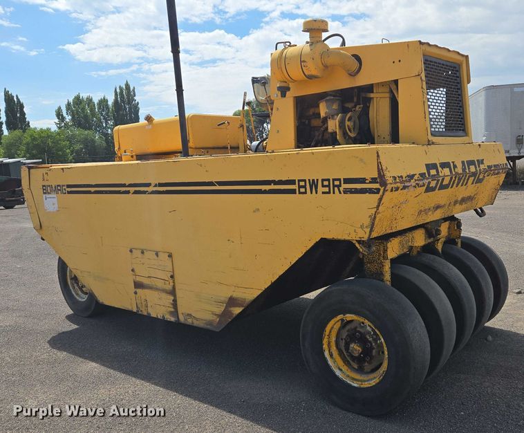 image for item EC1182 Bomag BW 9R pneumatic roller