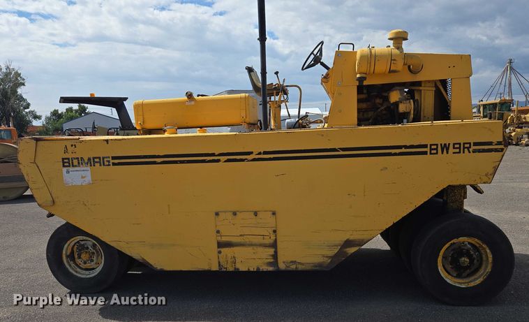 image for item EC1182 Bomag BW 9R pneumatic roller