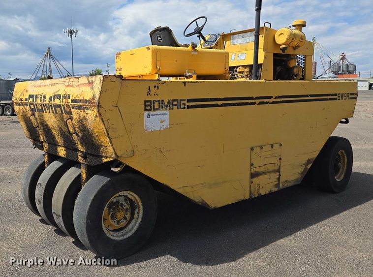 image for item EC1182 Bomag BW 9R pneumatic roller