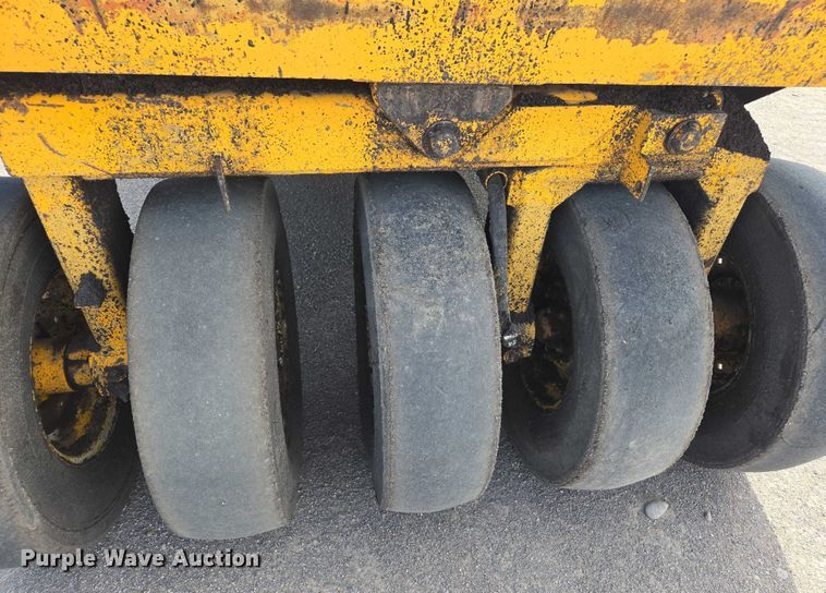 image for item EC1182 Bomag BW 9R pneumatic roller