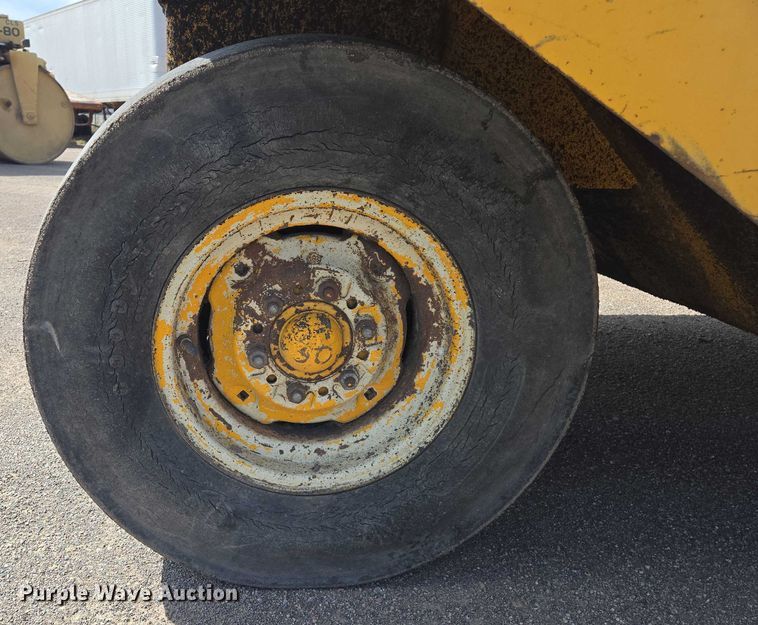 image for item EC1182 Bomag BW 9R pneumatic roller