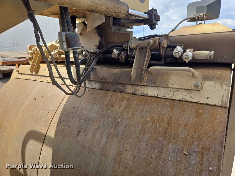image for item EC1183 1993 Ingersoll Rand ST80 double drum roller