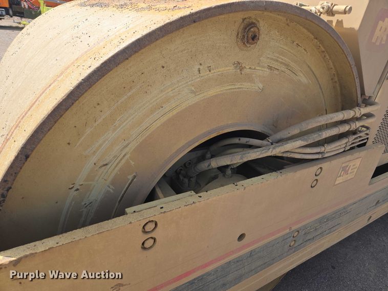 image for item EC1183 1993 Ingersoll Rand ST80 double drum roller