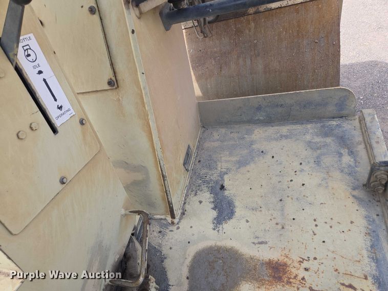 image for item EC1183 1993 Ingersoll Rand ST80 double drum roller