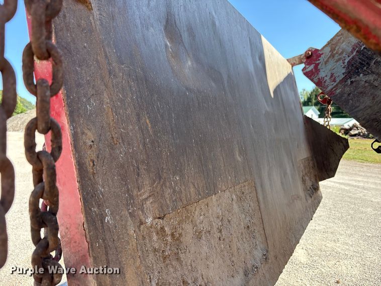 image for item EC4413 1999 International 4900 dump truck