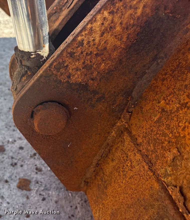 image for item EC4414 1995 John Deere 410D backhoe