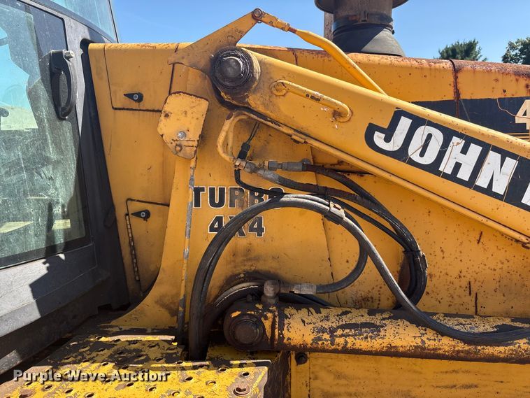 image for item EC4414 1995 John Deere 410D backhoe