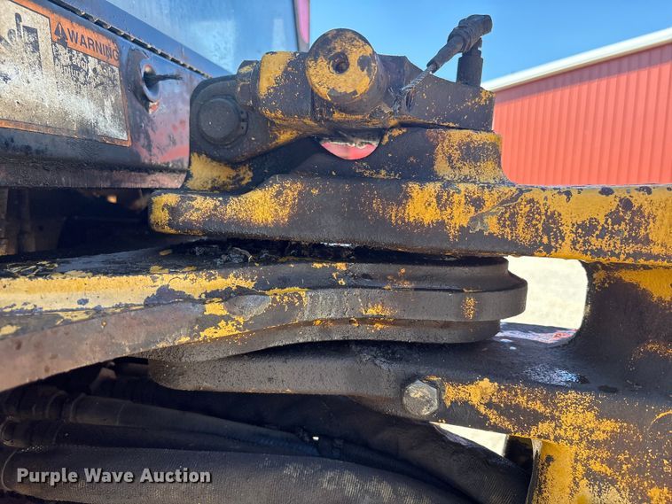 image for item EC4414 1995 John Deere 410D backhoe