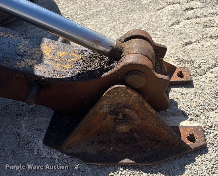 image for item EC4414 1995 John Deere 410D backhoe