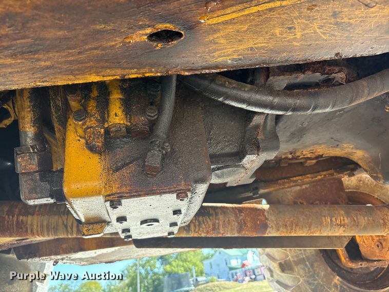 image for item EC4414 1995 John Deere 410D backhoe