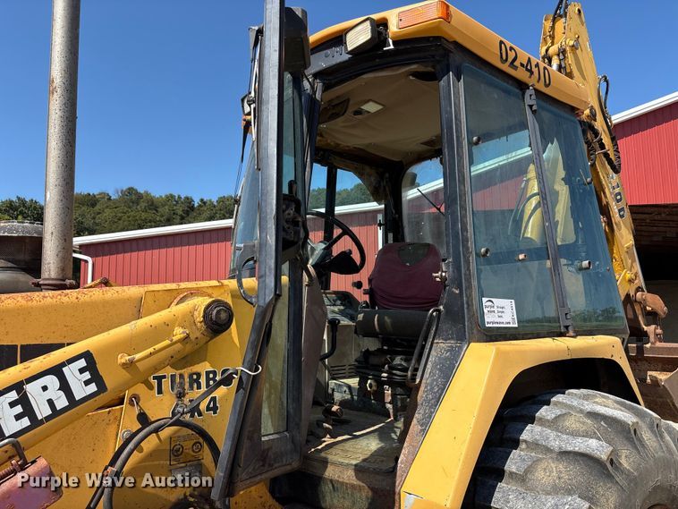 image for item EC4414 1995 John Deere 410D backhoe