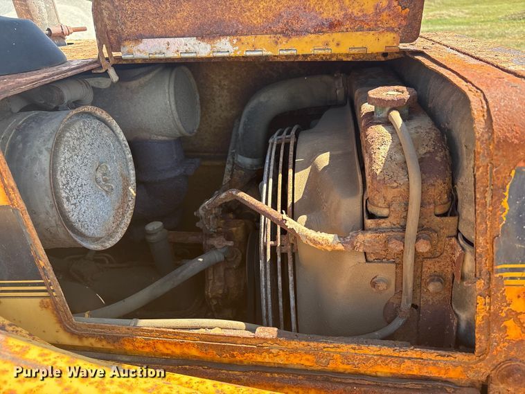 image for item EC4414 1995 John Deere 410D backhoe