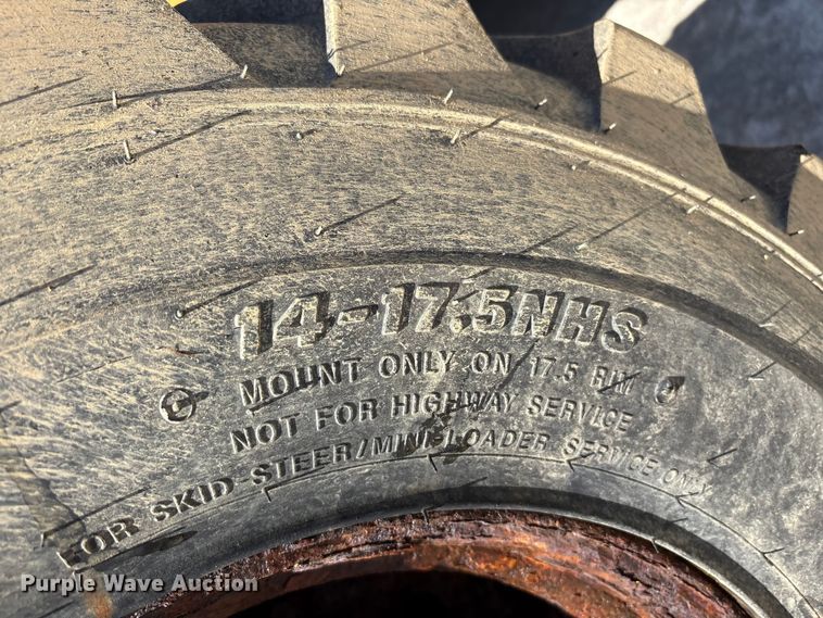 image for item EC4414 1995 John Deere 410D backhoe